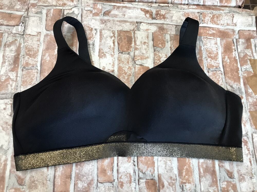 Cacique 46DDD Comfort Bliss Lightly Lined No Wire Bra Black With Gold Sparkle